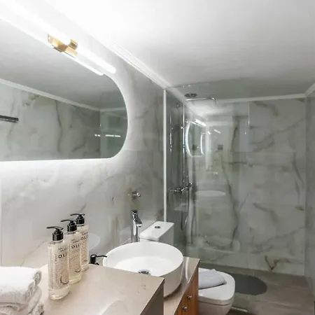 Maison Elan Downtown *